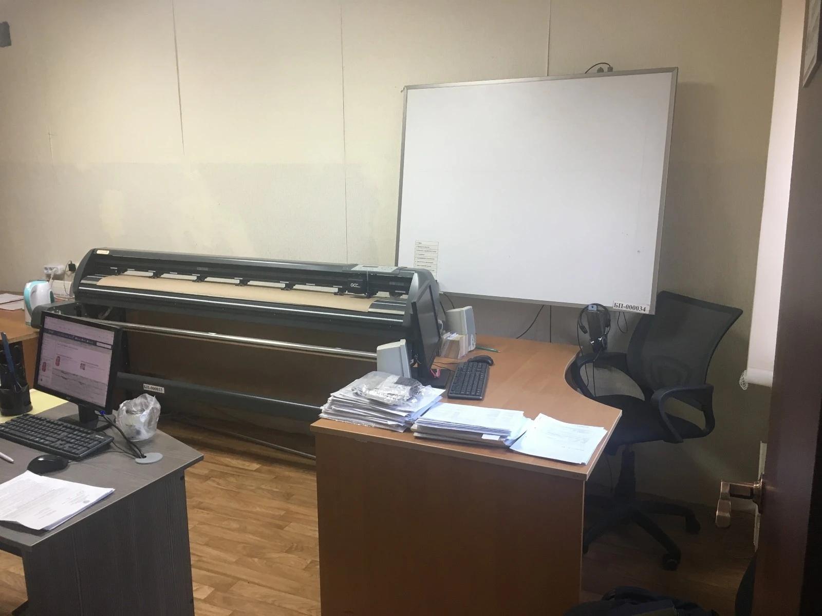 Продам широкоформатный плоттер GCC Vogue TP-183P