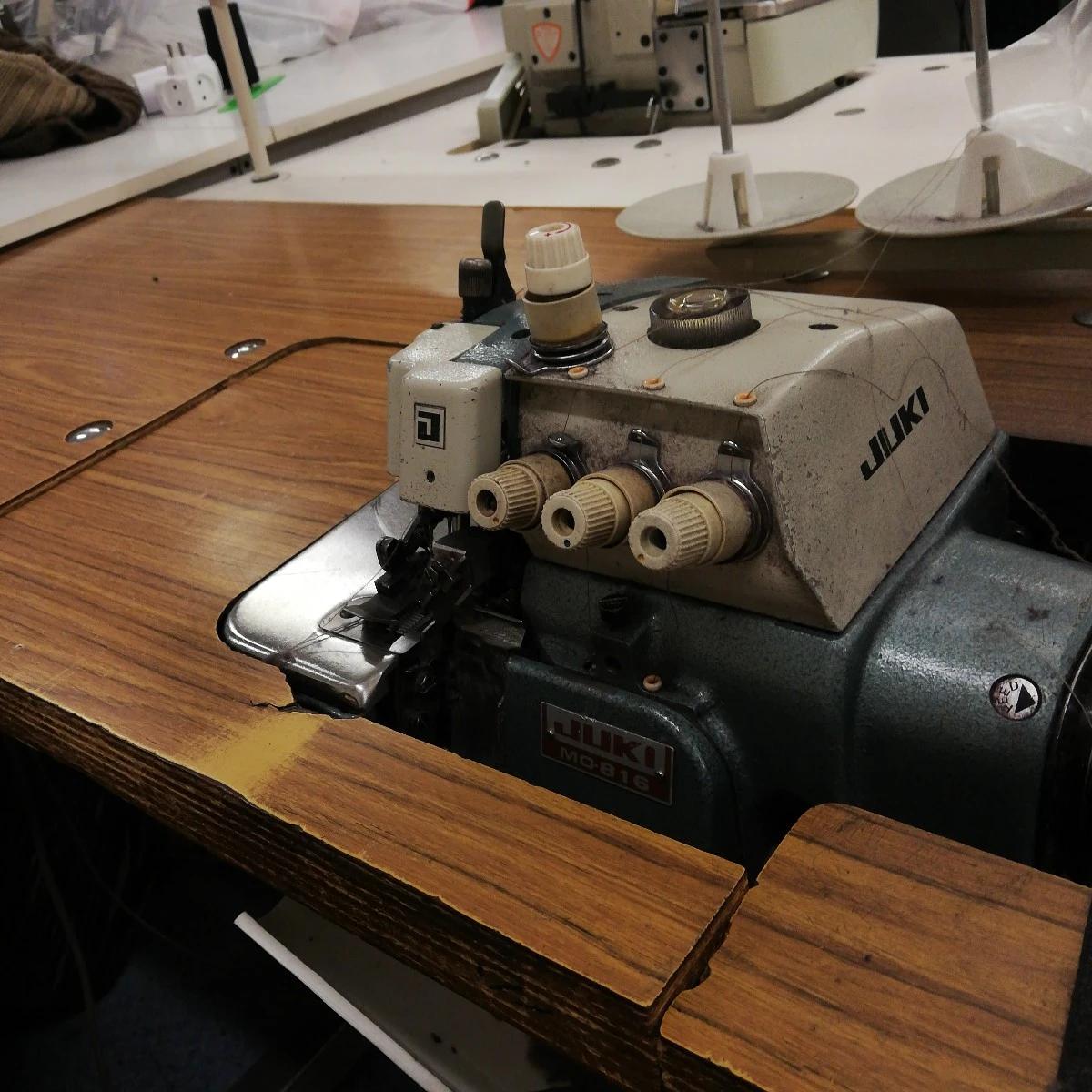 Продам оверлок juki-MO-816