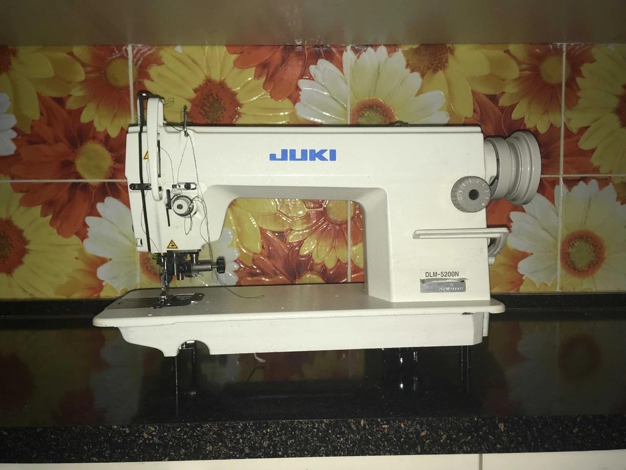 Продаю JUKI DLM 5200N