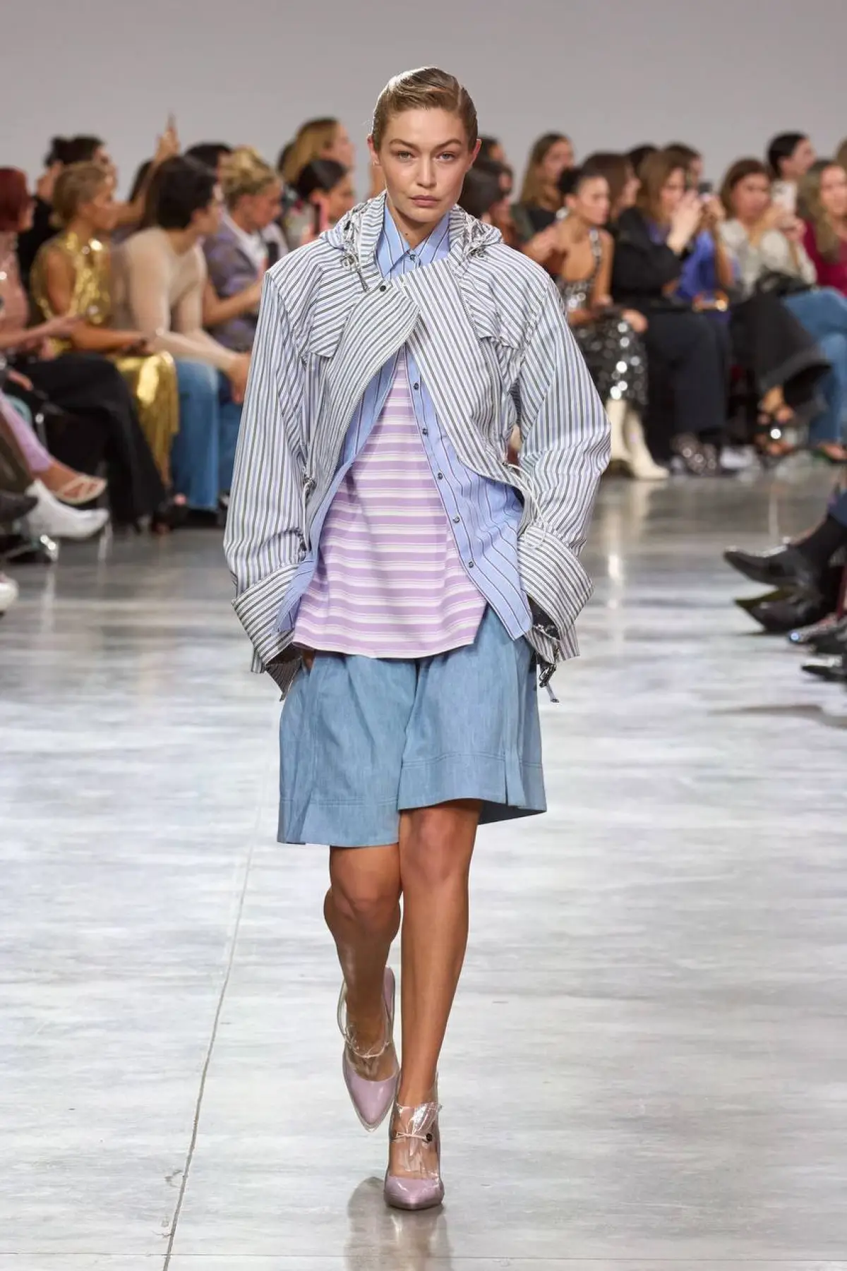 Этим летом вновь популярен стиль Preppy.