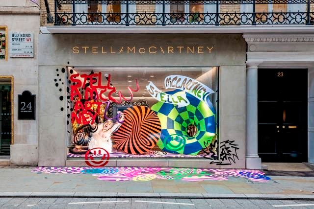 Stella McCartney сотрудничает с молодыми дизайнерами