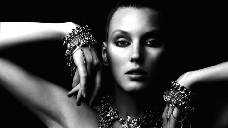 Michael Kors выкупил дом моды Versace и собирается изменить название