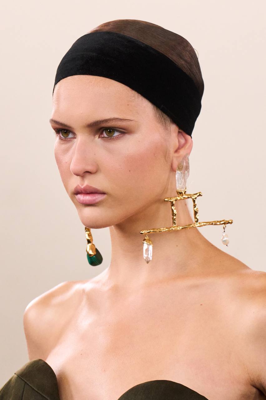 Украшения от Schiaparelli