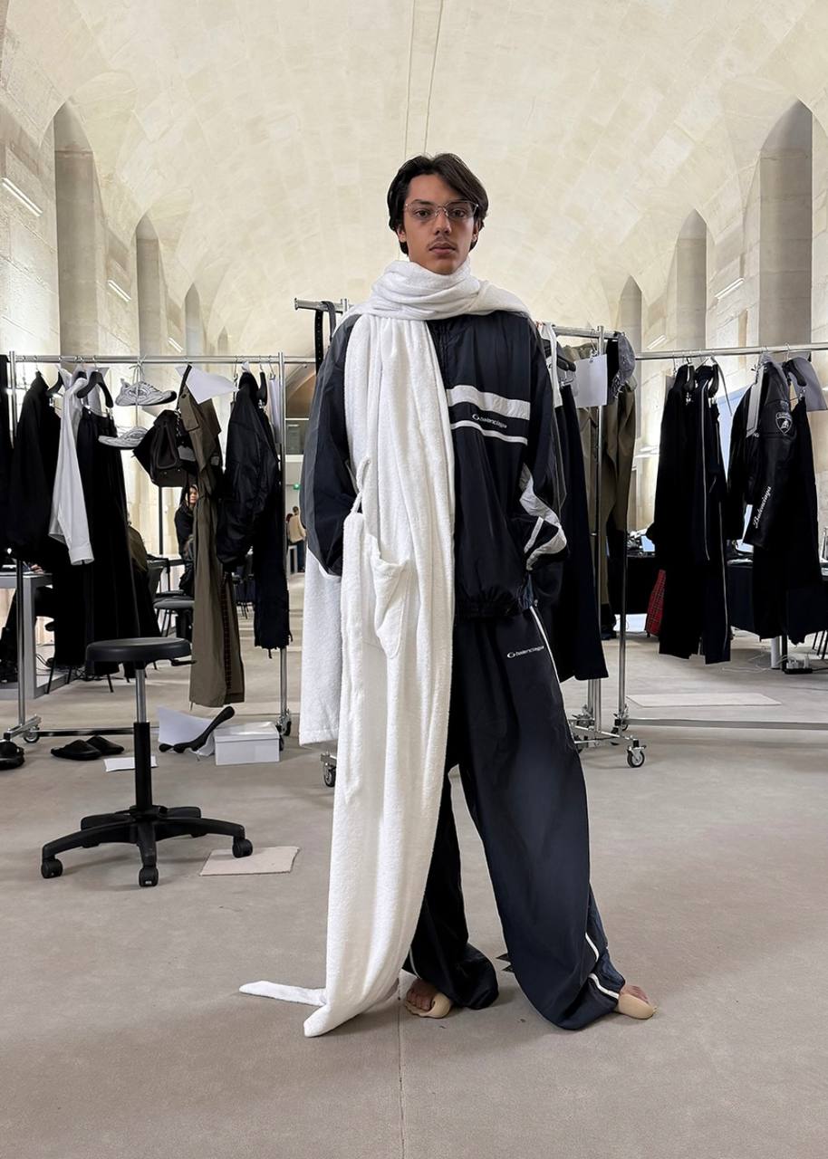Balenciaga заколлабились с Lamborghini